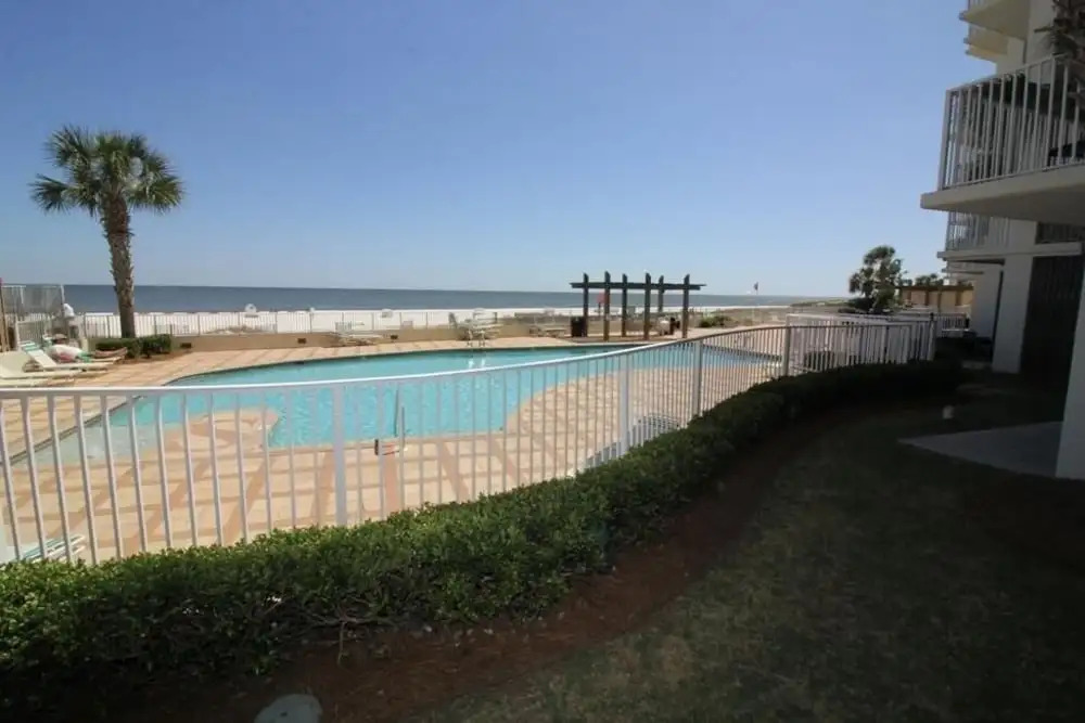 Shoalwater 101 3 Bedroom Condo