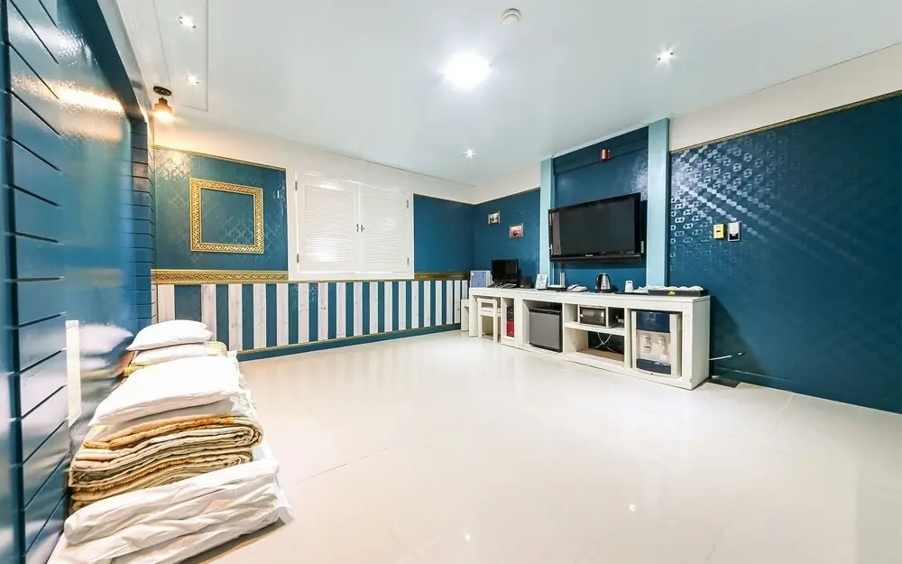 Gunsan Island Hotel