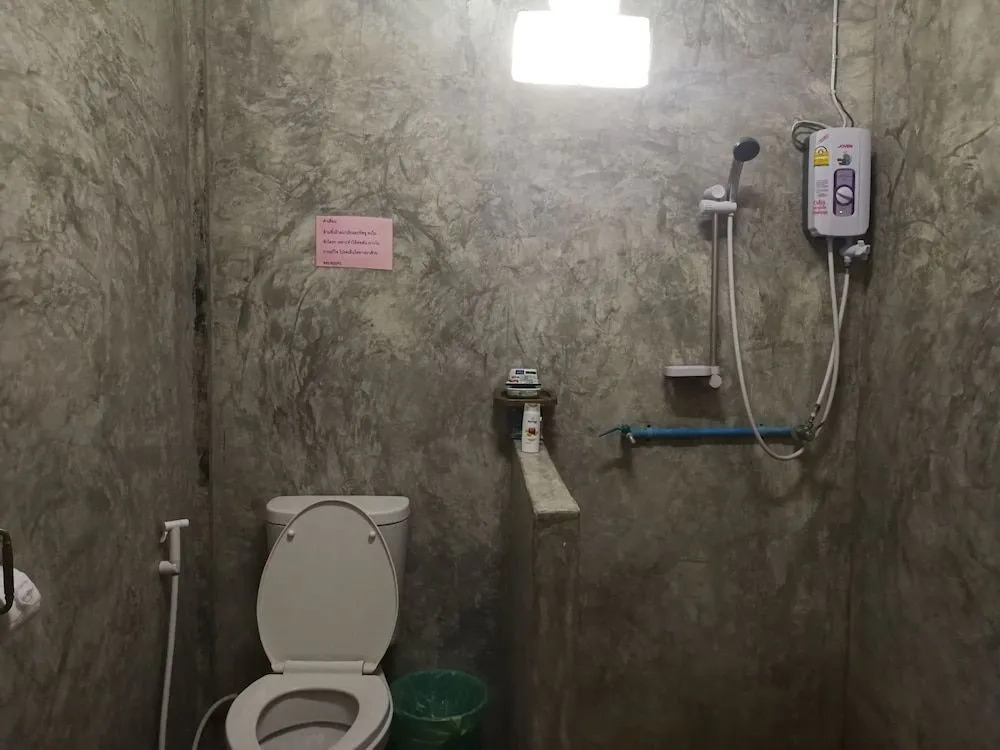 Charoensook Resort