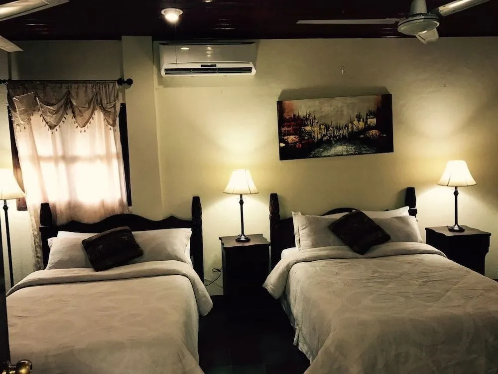 Hostal Santiago De Los Caballeros