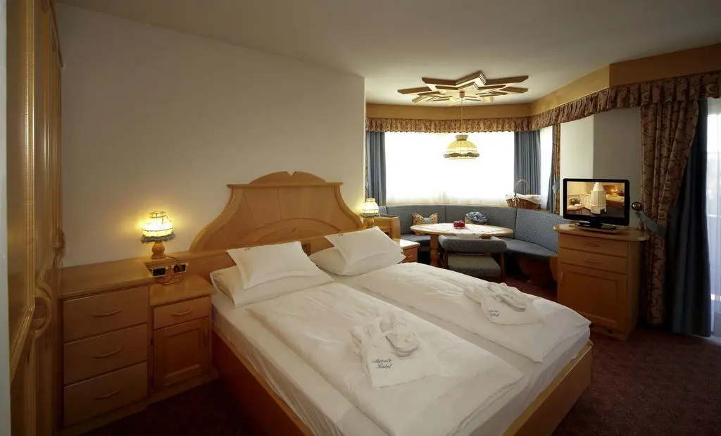 Piccolo - Dolomites & Gourmet Hotel