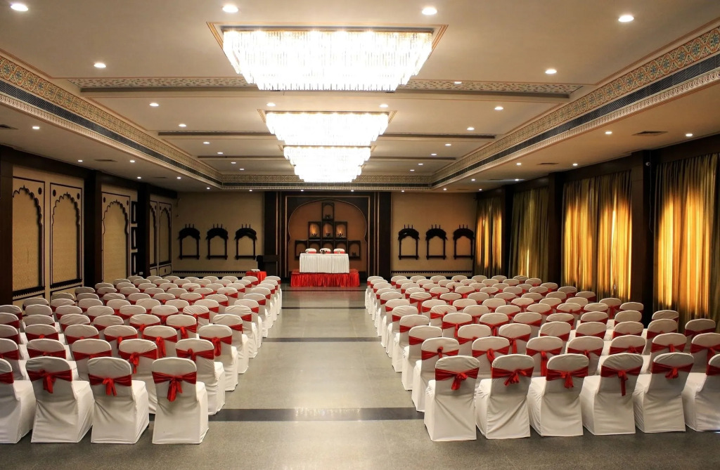 Grand Uniara A Heritage Hotel