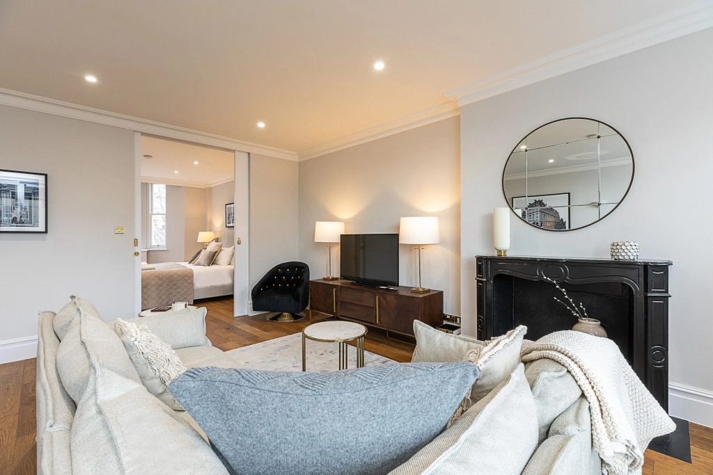 Zedwell Capsule Hotel Piccadilly Circus