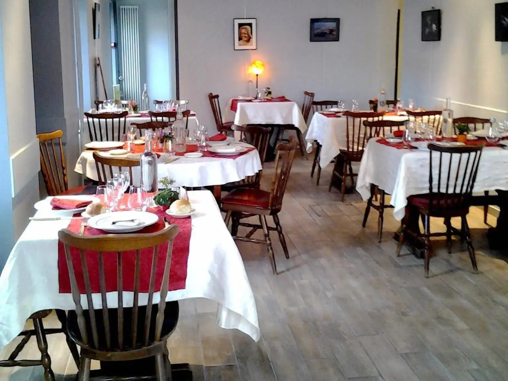 Logis Hotel De La Poste