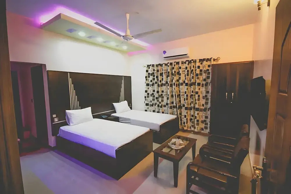 Regalia Inn Hotel