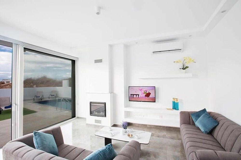 Villa Nataly AQ Ol24