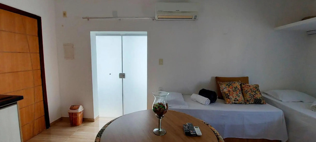 COPFL0102 - Pé na Areia! Kitnet para 5 pessoas em Praia do Flamengo por Beehost