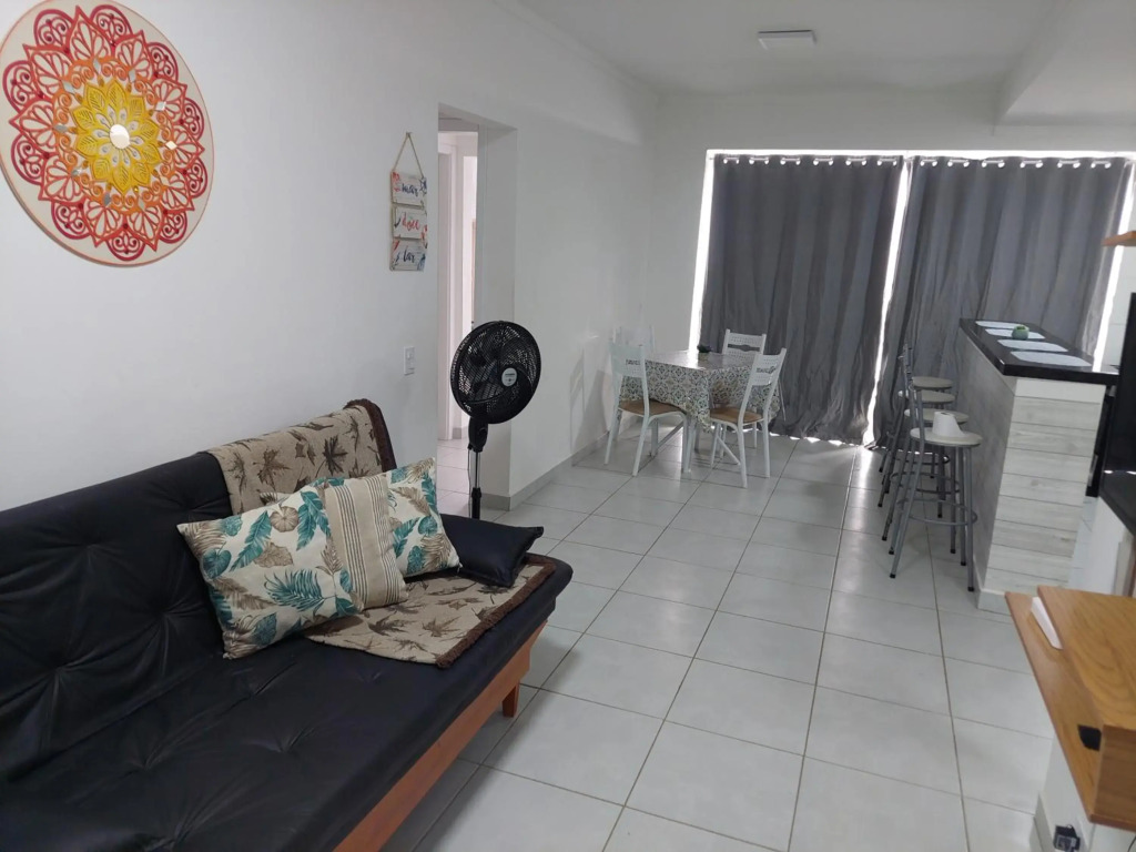 Ubatuba - Apartamento com Churrasqueira e Piscina