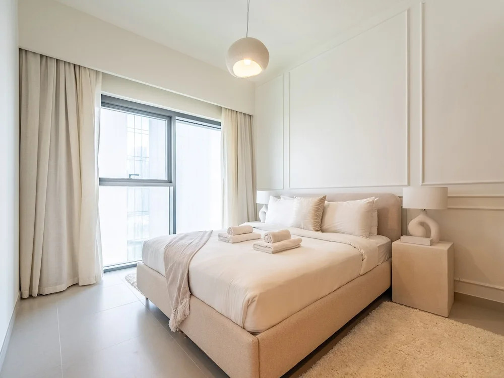 Lavishly Elegant 2BR with Breathtaking Burj View