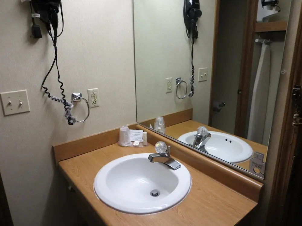 Homestyle Inn and Suites Springfield