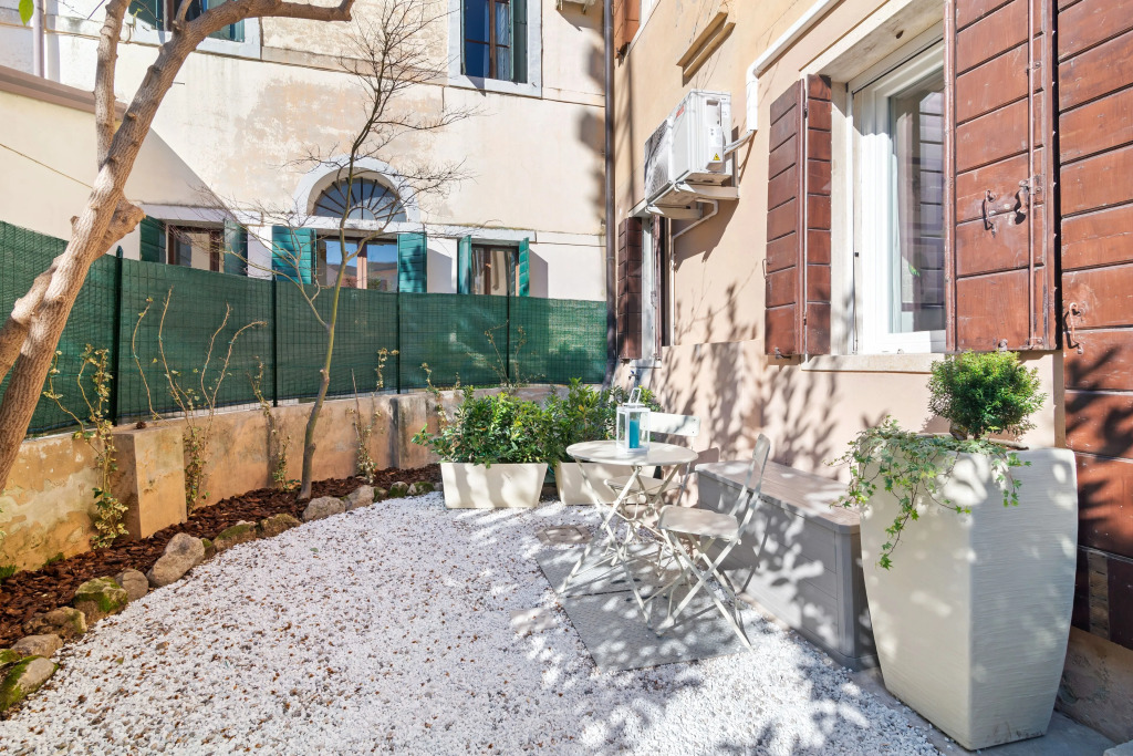 Garden Mini Flat Specola