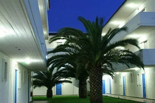 Golden Sun Apts