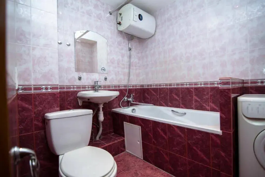 Apartment at Universitet Metro Station