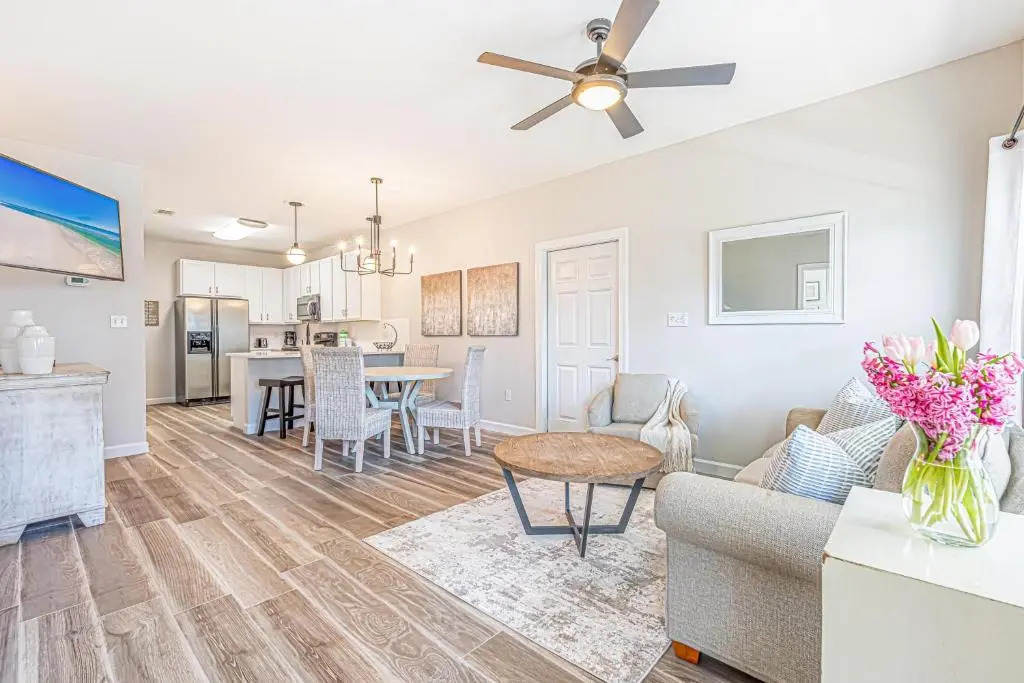 61 Batchelors Button (G) - 3BR 2.5BA - (7)