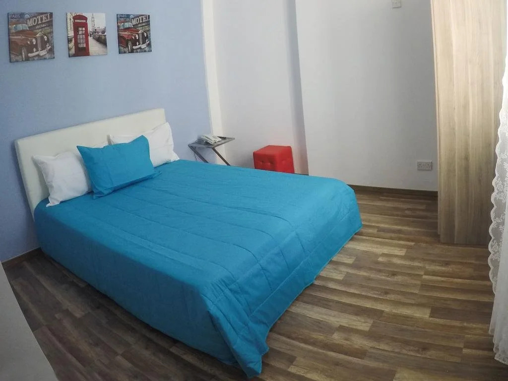 Tony the Place To Stay