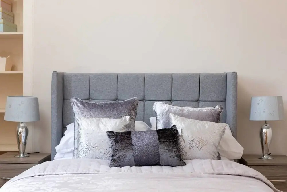 Trendy Ground-floor 2-bedroom Apartment Close to Haymarket Station
