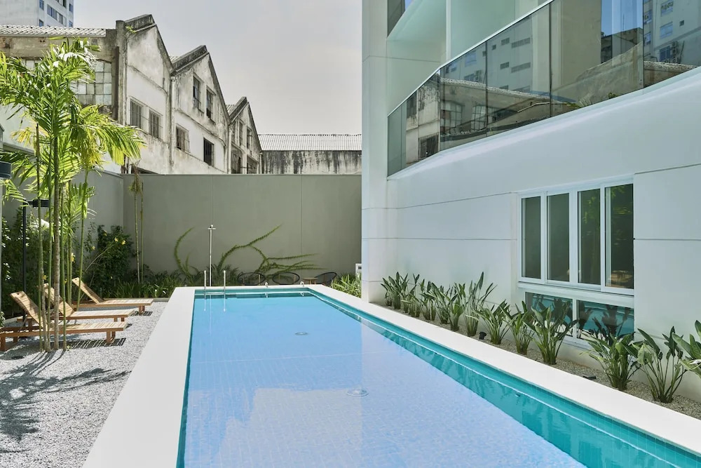Uotel Downtown Luz
