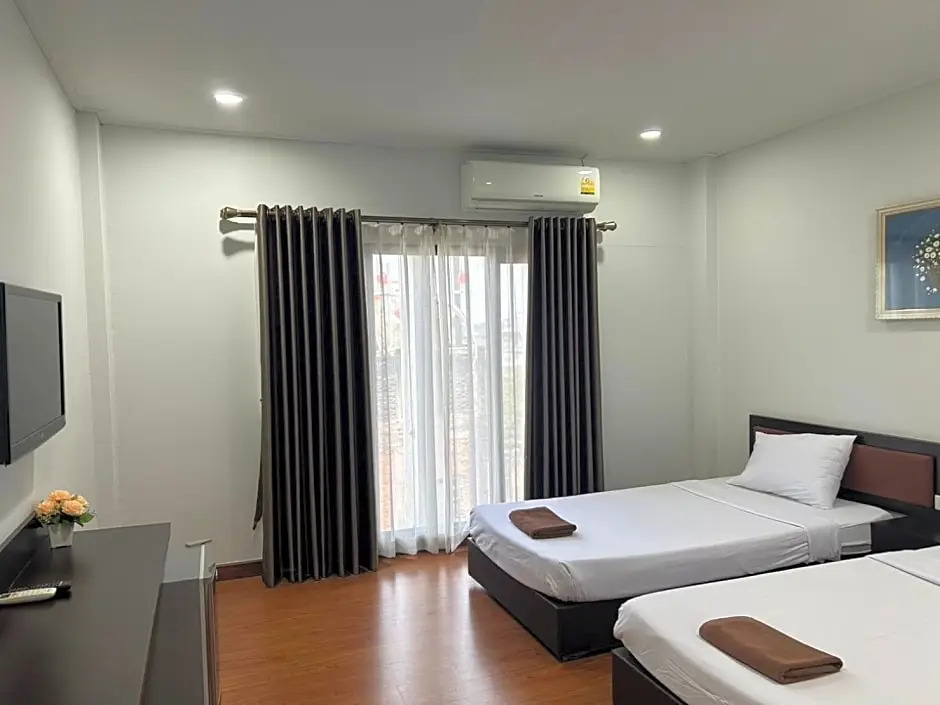 Bordin Hotel