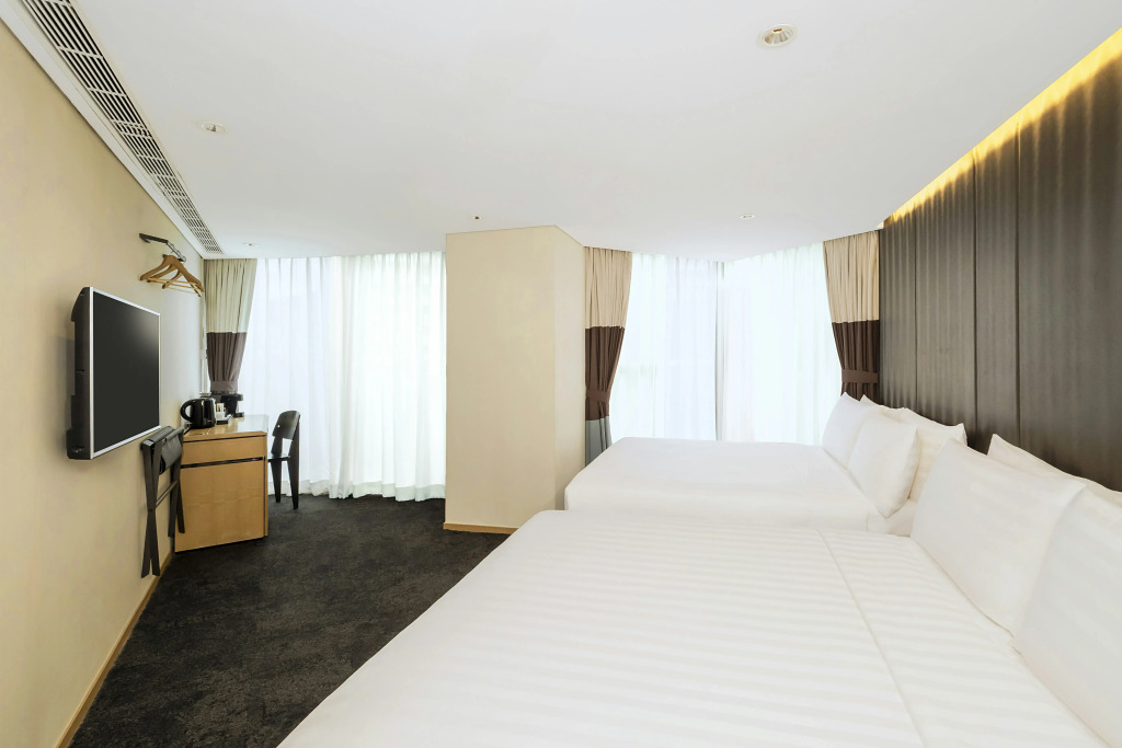 Hotel 108, Hong Kong