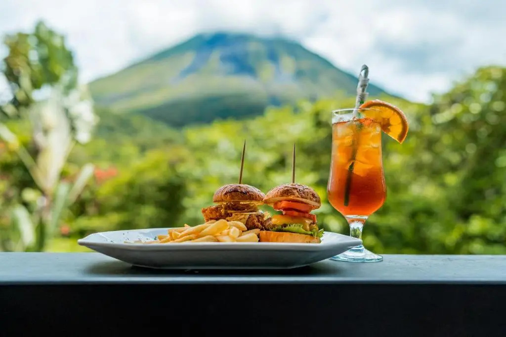 Hotel Arenal Kioro Suites & Spa