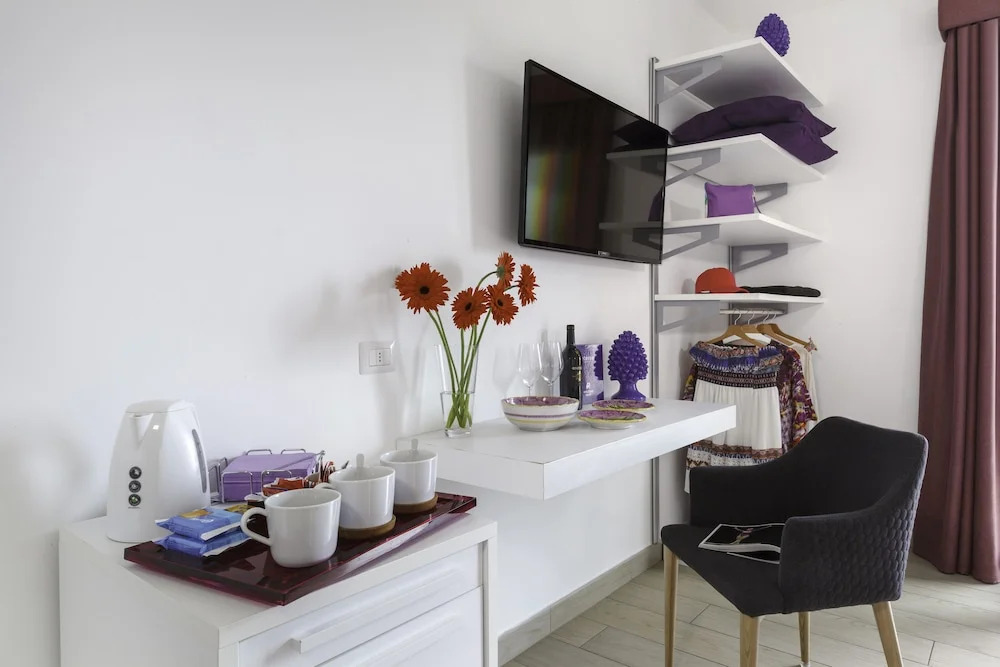 Eterea Charming Suites
