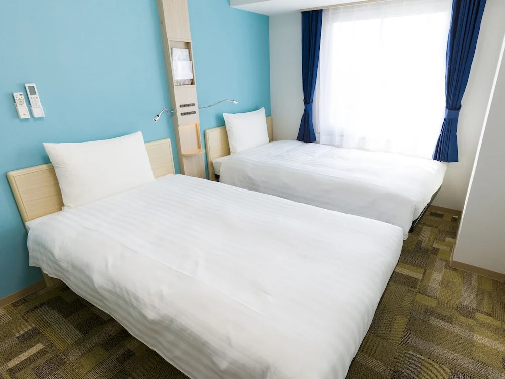 Toyoko Inn Tozai-sen Kiba-eki