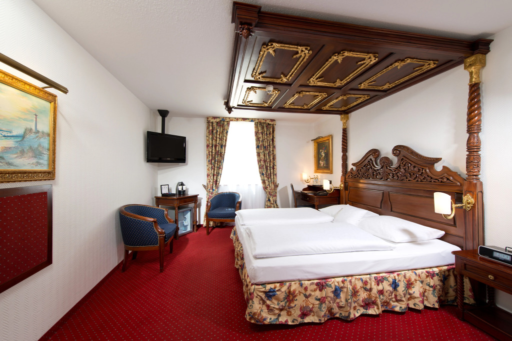 Kings Hotel Center Superior