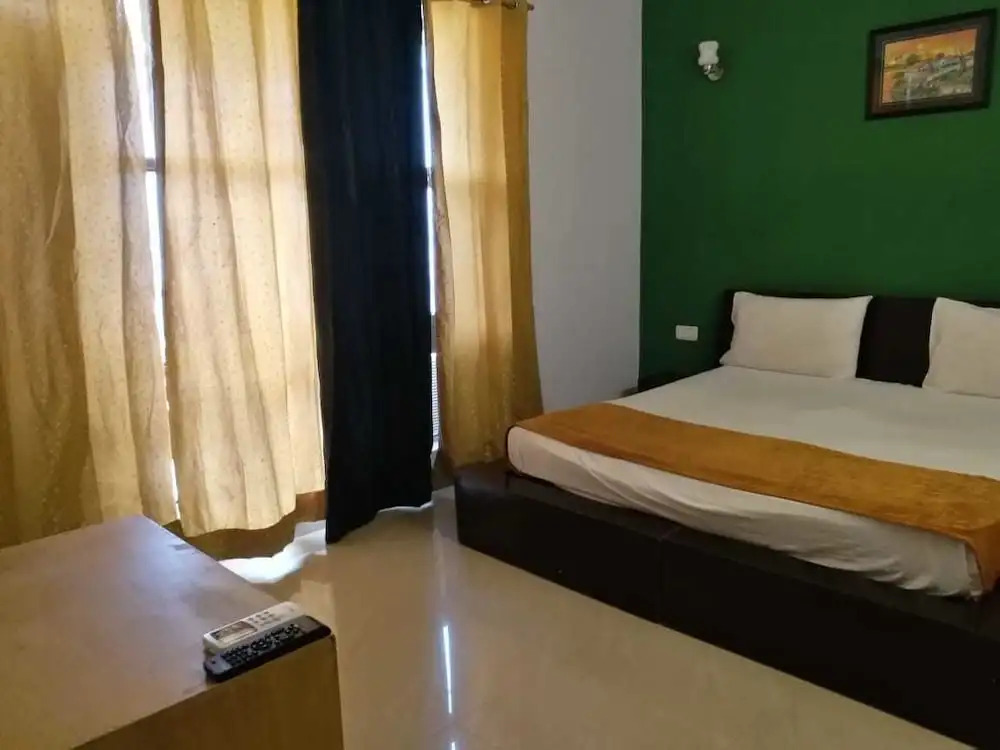 Ambrosia Service Apartment
