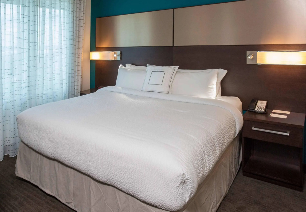 Residence Inn by Marriott The Bronx at Metro Center Atrium