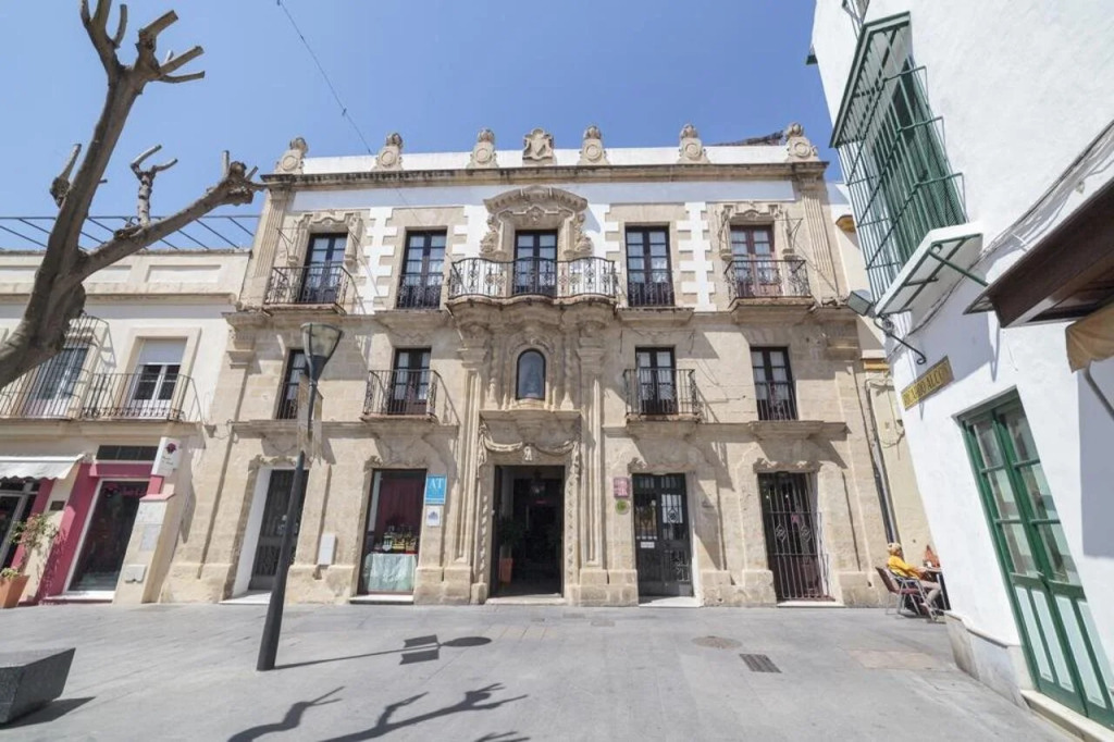 Casa Palacio de los Leones