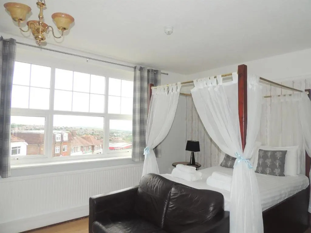 Downs Hotel