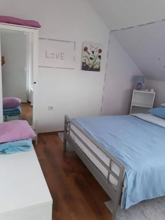 Apartman Breza