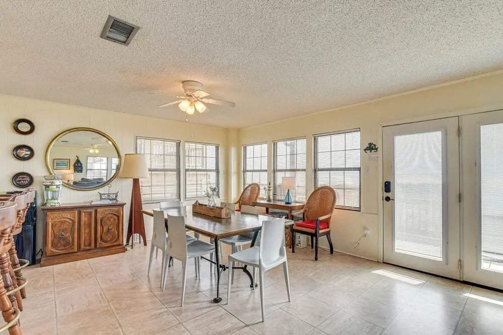 Gulf Coast Views: Waterfront Surfside Beach Home!
