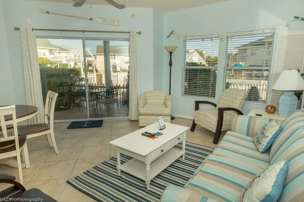 Sandpiper Cove 9133 1 Bedroom Condo by RedAwning