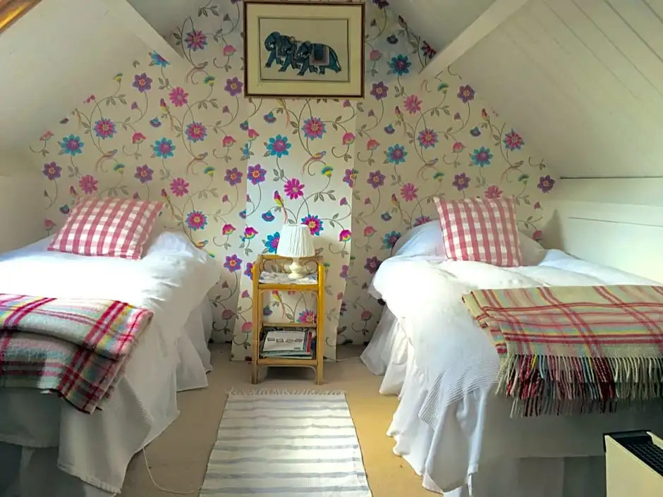 Mine Hill House