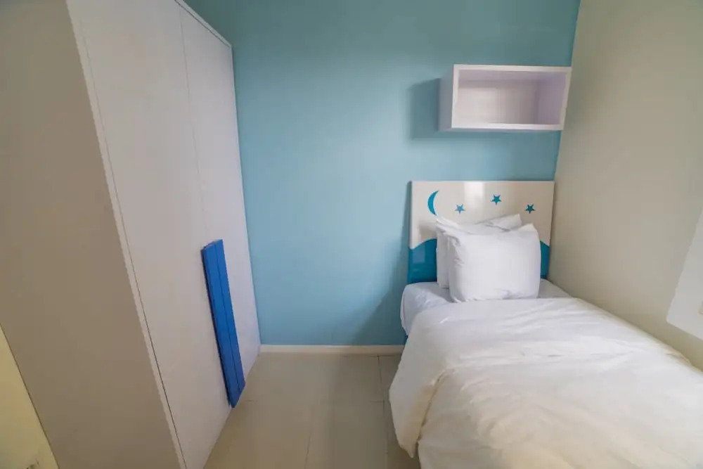 Cozy Apartment at Parahyangan Residence with Direct Access to Swimming Pool