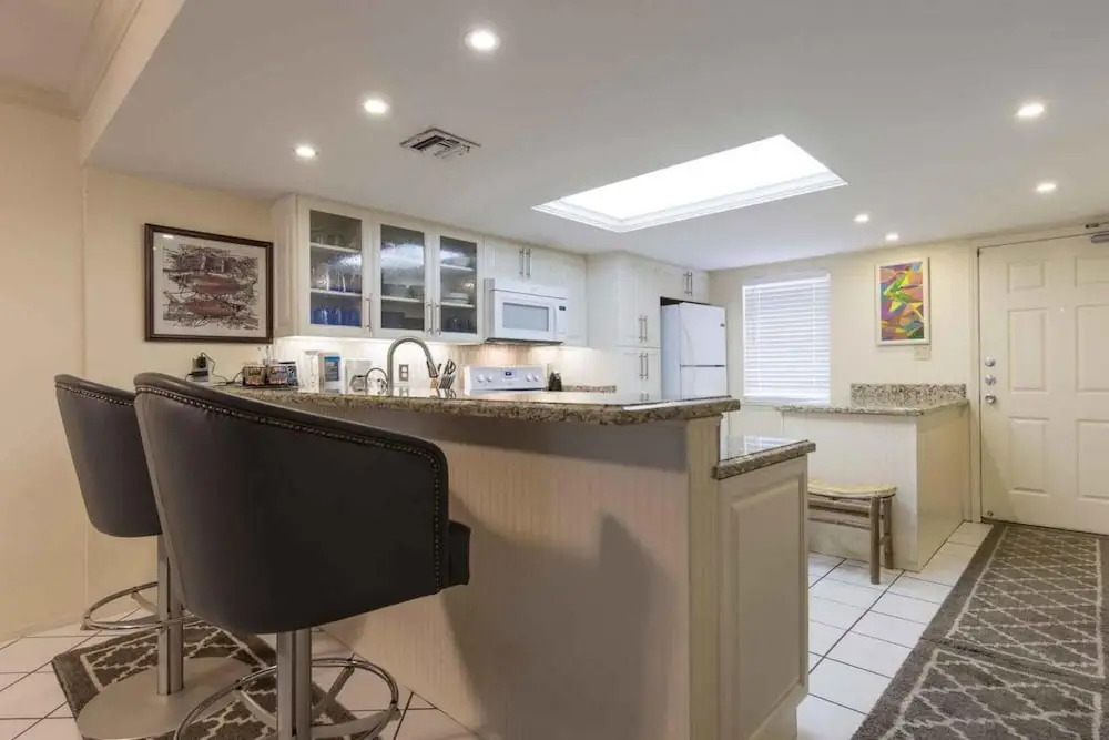 Suntide Ii Condominiums