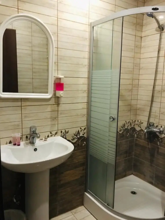 Revan Hotel