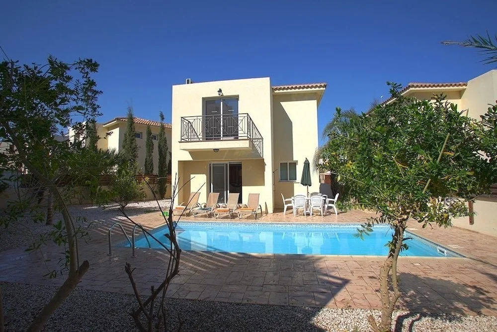 Accomoteleia Crystal Lagoon Villa