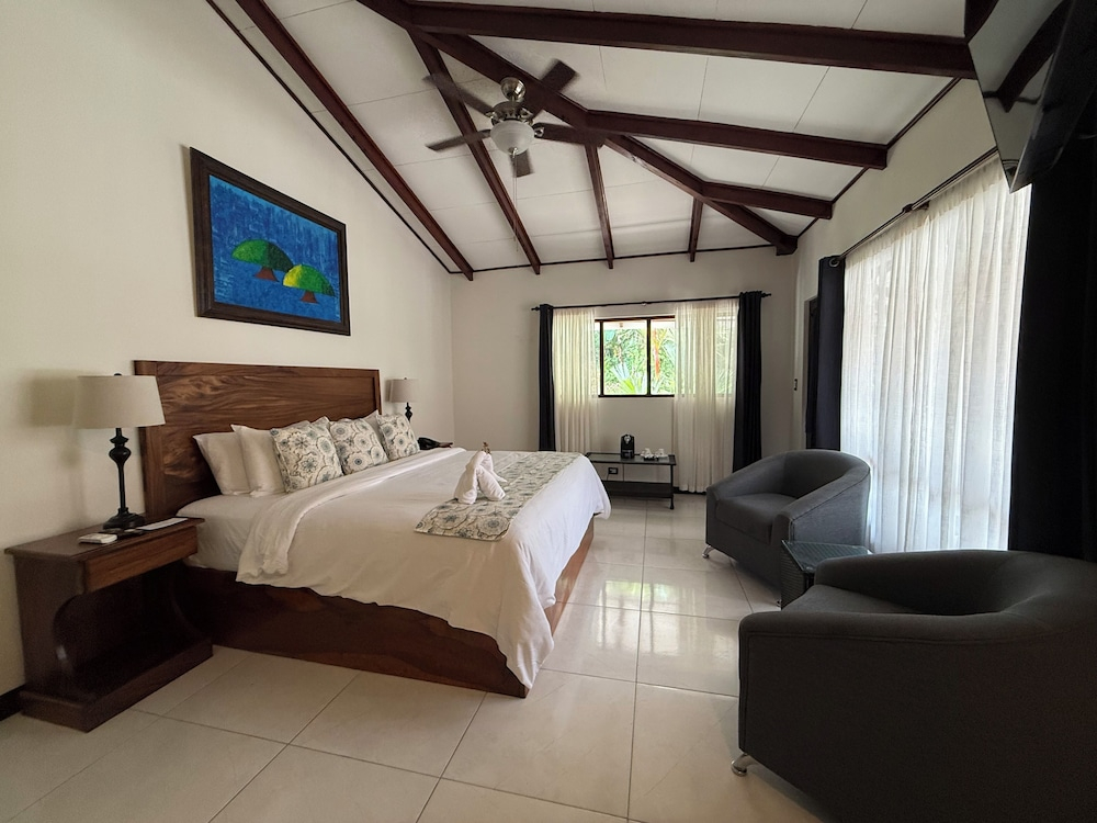 Hotel Playa Espadilla & Gardens