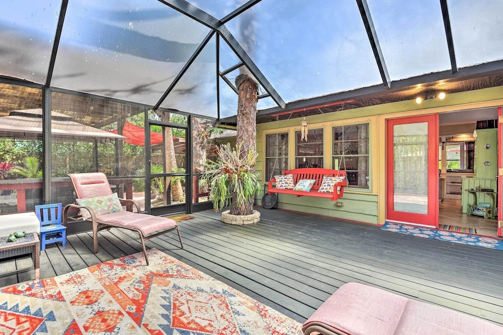 Oasis w/ 2 Stand-alone Casitas & Outdoor Bath