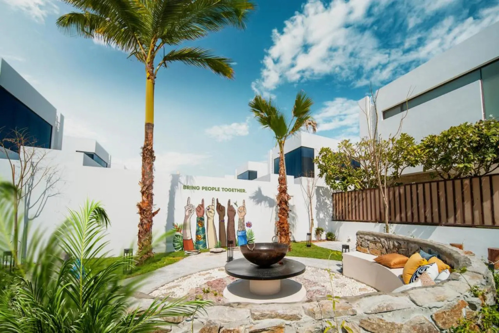 Nas House Private & Shared Villas