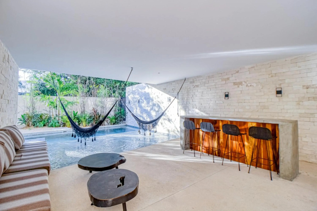 Pure Tulum 303