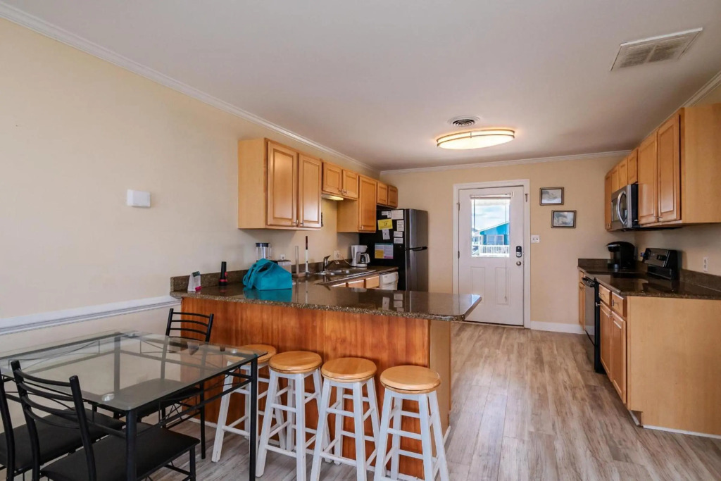 Absolute Beach by Oak Island Accommodations