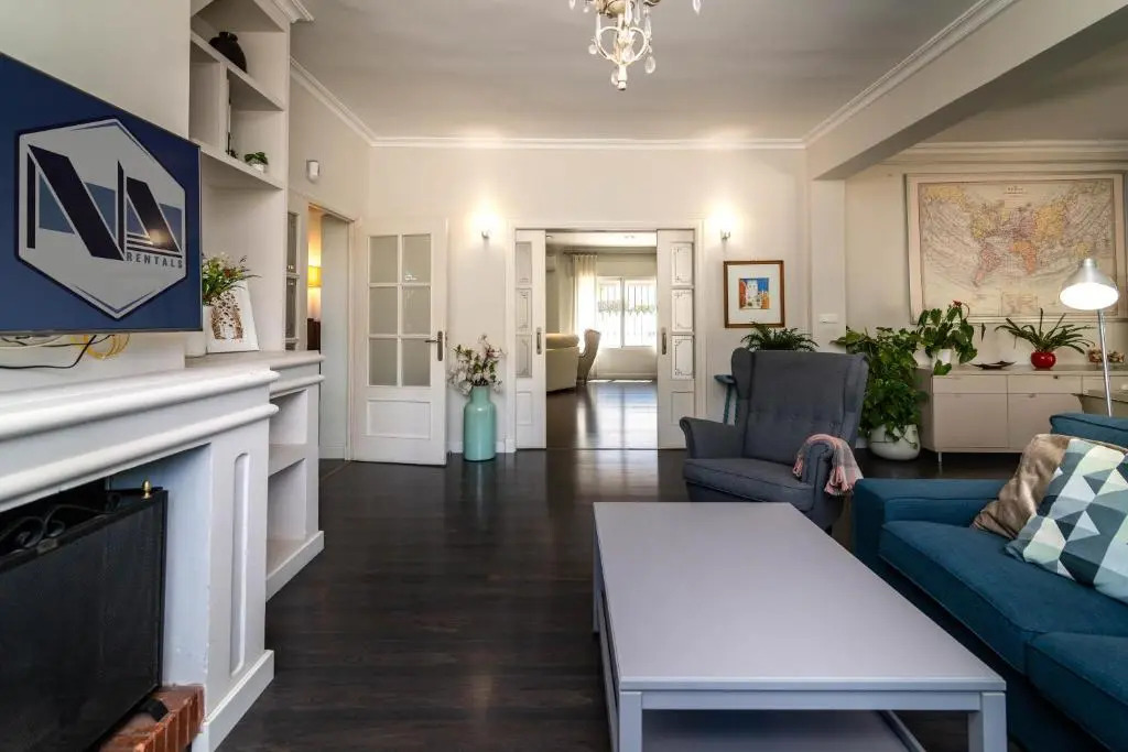 VB Velázquez 6BDR Villa Marina