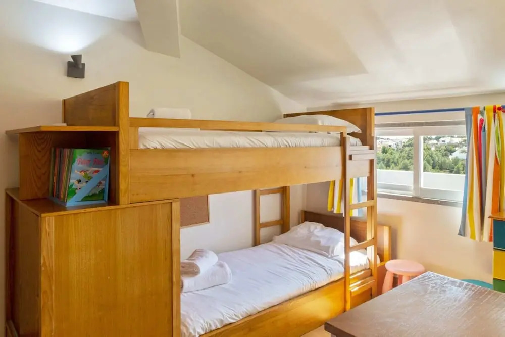 Lovely 2 Bedroom Duplex Apt w Terrace in Cascais