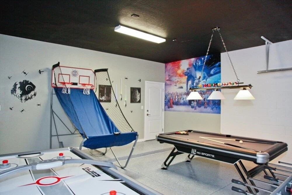 New Sleeps 16 W/pool,spa& Star Wars Game Room 6 Bedroom Villa