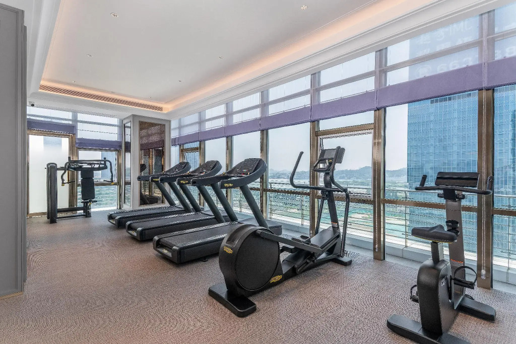 Mercure Гуанчжоу Финансовый город - Бесплатный автобус-шаттл до выставочного комплекса Кантона в период проведения Кантонской ярмарки