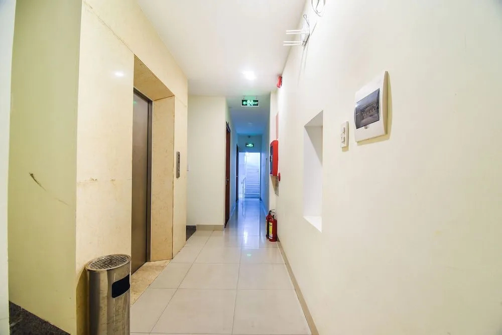 OYO 488 Hung Thu Hotel