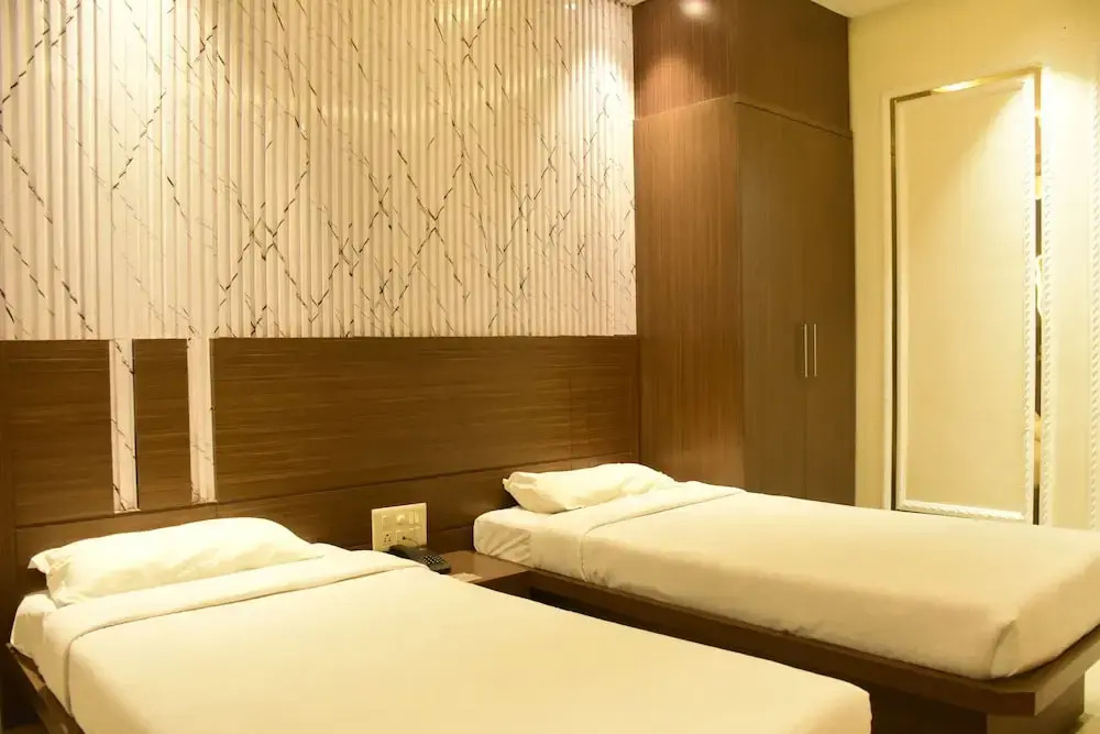 Hotel Kumar International